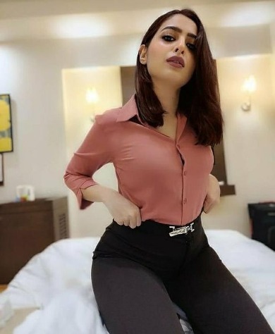 Call Girls in Paschim Vihar