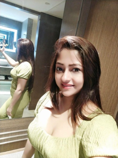 Call Girls in Paschim Vihar